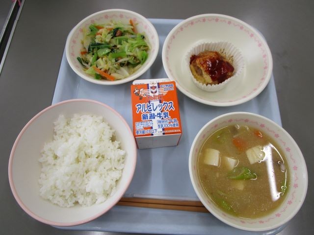 給食.JPG