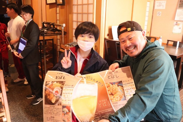 生徒の作成したポップとともに