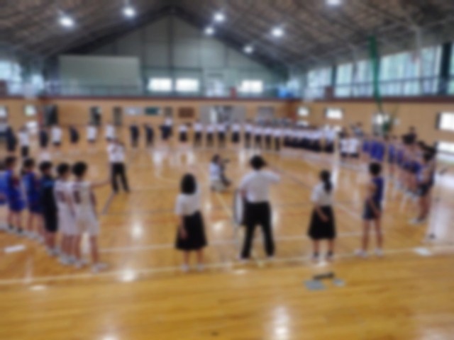 全校生徒でつくる「１つの輪」