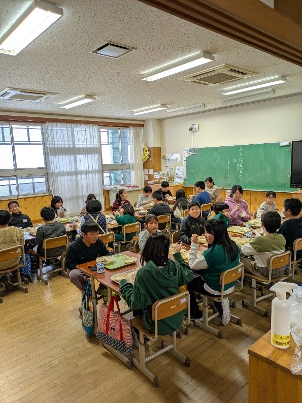 0218給食交流第２弾④.jpg